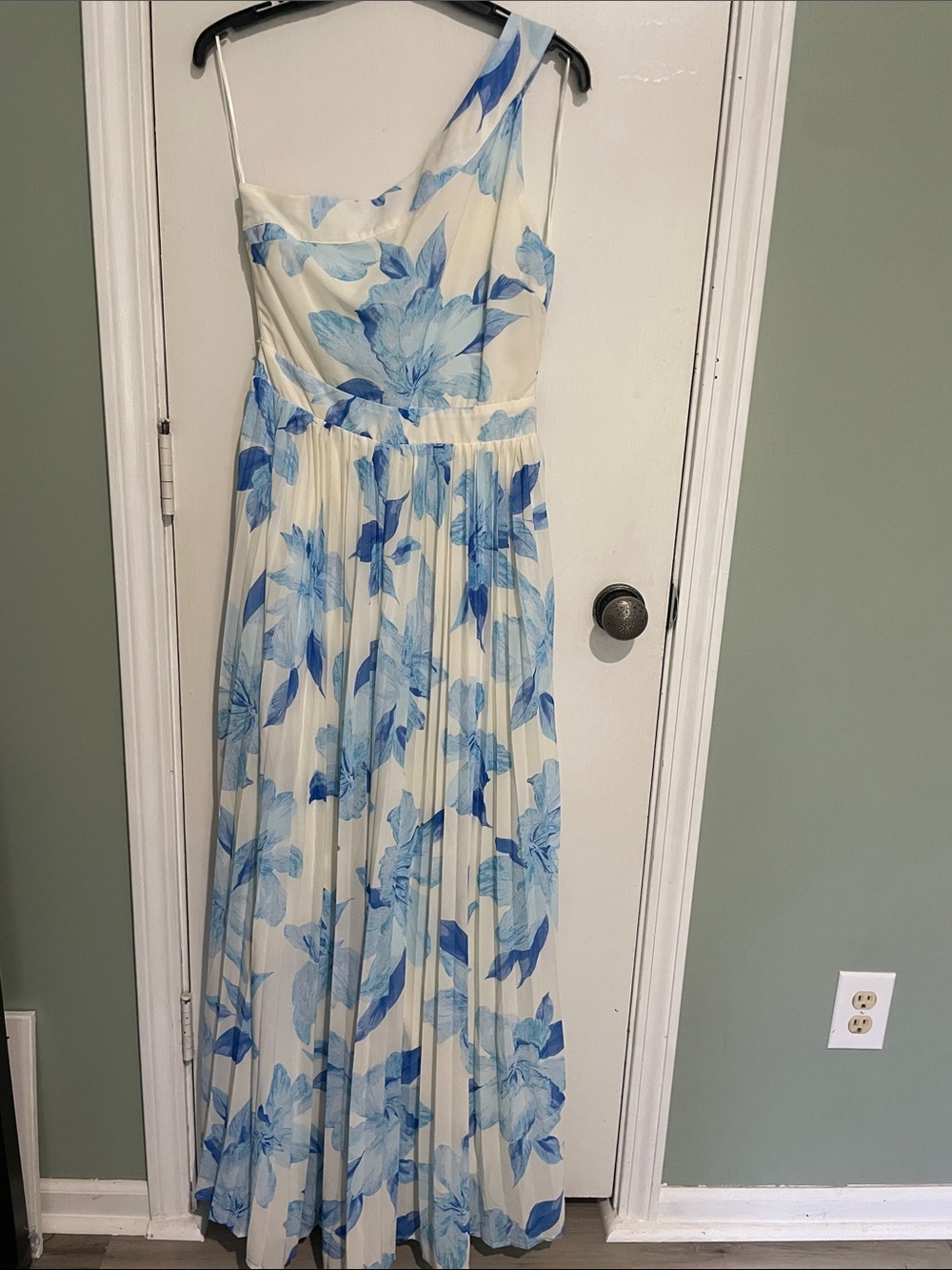 Flying Tomato Cream One-Shoulder Maxi Dress with Blue Floral Print